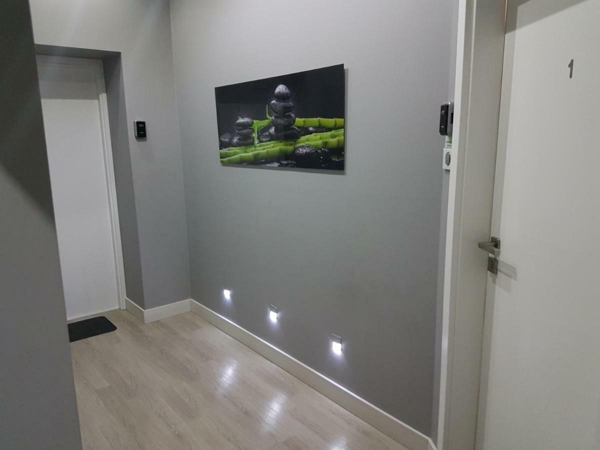 Apartamenty Lazurowy I Sloneczny Z Darmowym Parkingiem Strzezonym Jelenia Góra Екстериор снимка